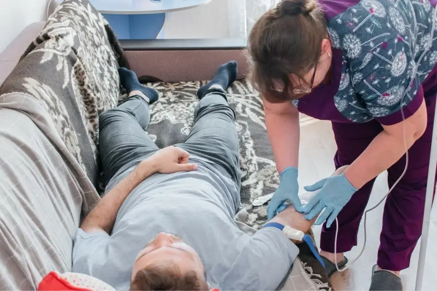 Срочный вывод из запоя в Радужном: быстро, недорого